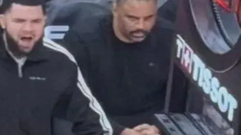 塞萨尔子：偏爱后卫位置，因观父球门前苦涩