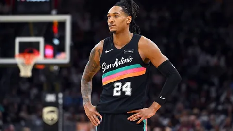 利物浦官方确认：斯洛特出任球队主帅职位